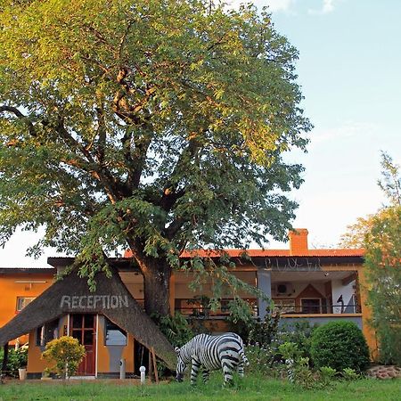 Golden Days Lodge Livingstone Eksteriør bilde