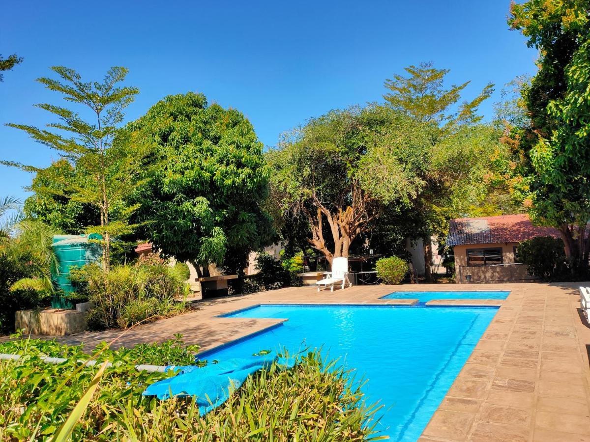 Golden Days Lodge Livingstone Eksteriør bilde